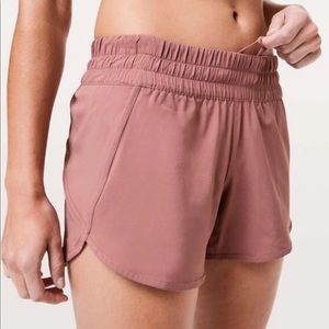 lululemon tracker shorts
